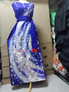 バニー様専用振り袖絹ストール付きリメイクワンピースです。