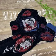 Item thumbnail for item d8f9fc6b-986b-466b-a718-4ee1c8436798