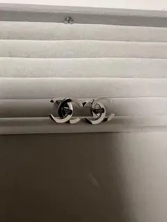 CCロゴシルバーピアス(両耳)