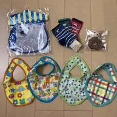 スタイ＆お食事エプロン＆靴下＆ラトル ガラガラ　まとめ売り