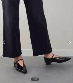 【FABIO RUSCONI】ディープカットストラップパンプス