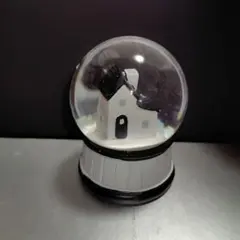 ＬＥＤスノードーム　モノトーン　家　ハウス　ダイソー　スノードーム