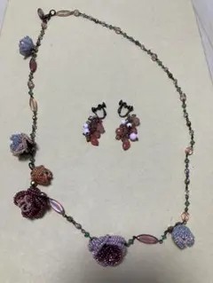 ビーズ　ネックレス　イヤリング　セット