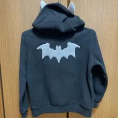 フード付きトレーナー