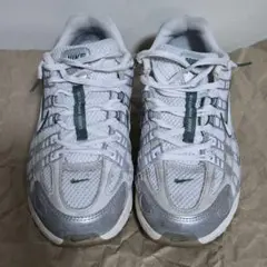NIKE　ナイキ　スニーカー