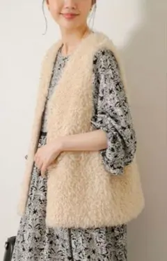 URBAN RESEARCH Sonny Label フェイクファーベスト