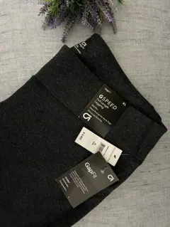 半値　新品⭐️GapFit ギャップフィット　レギンス ブラック黒XL⭐️のサムネイル