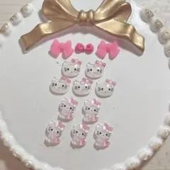 キティちゃん 薄ピンク ネイルパーツ 10個セット(パーツおまけ)