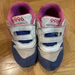 キッズスニーカー　ニューバランス　16センチ
