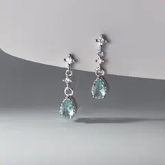 No146 揺れる ブルートパーズカラー［シルバー］金属アレルギー対応 高品質