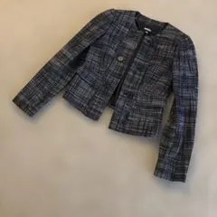 新品同様DKNY ノーカラージャケット サイズ2 ブラック系