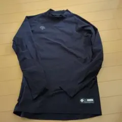 DESCENTE アンダーシャツ 黒 160cm