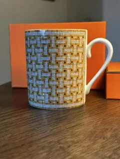 HERMES モザイクマグカップ オレンジの箱付き - メルカリ