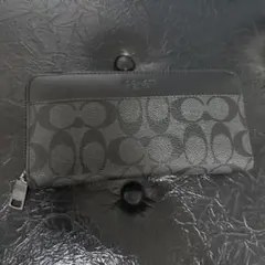COACH ブラック 長財布　美品　シグネチャー
