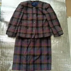 チェック柄スーツセット（ジャケット・スカート）