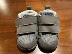 asics アシックス　スクスク　ベビーシューズ