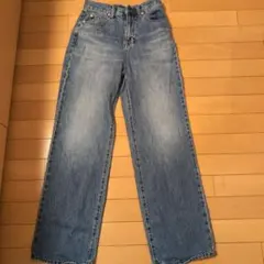 UNIQLO ワイドストレートジーンズ 22（ウエスト56）