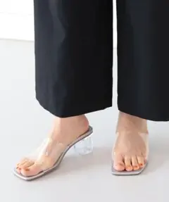 値下★【美品】クリア ヒール ミュール　Lサイズのサムネイル