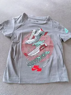 Nike スニーカーグラフィック Tシャツ 90センチのサムネイル