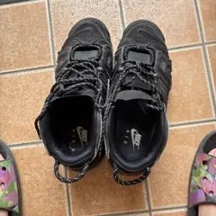 NIKE エアマックス モアテンのサムネイル