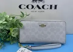 新品未使用 COACH 長財布 レディース シグネチャー C4452 A061