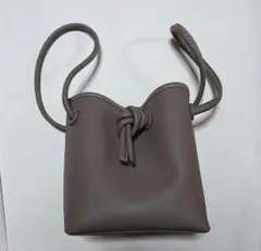 美品♡VASIC ハンドバッグ BOND MINI 2way レザー ボンドミニ