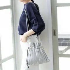 fifth シルバー プリーツ　ショルダーバッグ