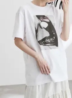 TシャツThe Skirt Chronicles forBIOTOPグラフィック