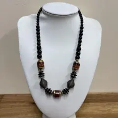 装飾的ビーズのカジュアルネックレス