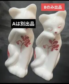 A FENTON 花柄 CAT フェントン 目を閉じてる猫 ミルクガラス 置物 A FENTON 花柄 CAT フェントン 目を閉じてる猫 ミルクガラス 置物