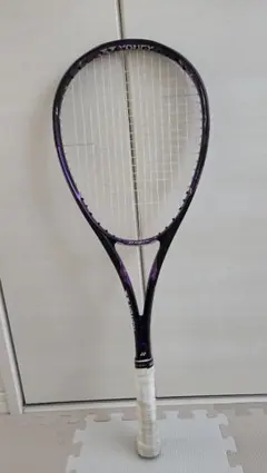 ヨネックス ボルトレイジ 5V（前衛用） V-スパーク装着 - メルカリ