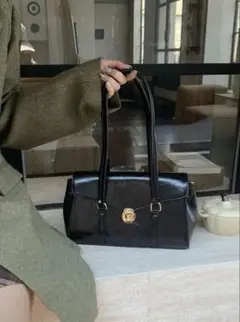 【新品未開封】DHOLIC ゴールドバックルロングハンドルバッグ