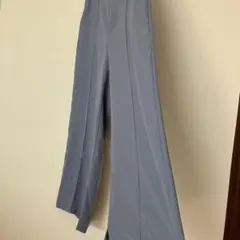 ジーユー　GU 裾スリット　ワイドパンツ　スラックス