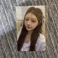 アイリット ILLIT 韓国龍山ポップアップ 購入特典トレカ モカ③
