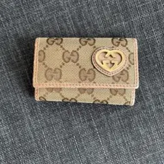 GUCCI GGパターン レザーキーケース