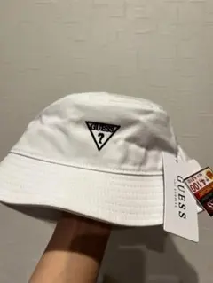 GUESS バケットハット ホワイト