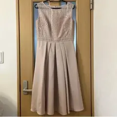 AIMER レース刺繍フレアドレス