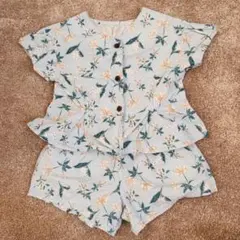 美品　花柄セットアップ 100cm