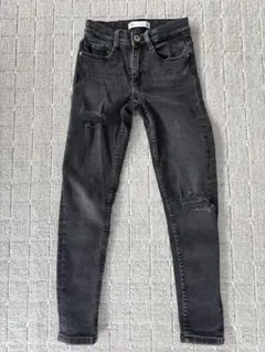 ZARA キッズ スキニー ブラックデニム ダメージ加工134
