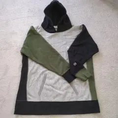 チャンピオンのリバースウィーブパーカーマルチカラー