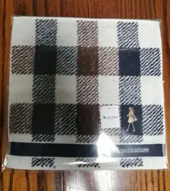 Aquascutum 　刺繍ハンカチのサムネイル