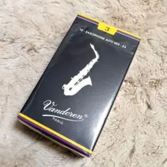 Item thumbnail for item b5e03d74-1139-43f3-9553-aefcbfaa15b0