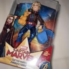 Captain Marvel & Goose キャプテンマーベル　フィギュア