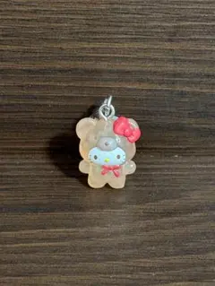 ハローキティ クマ型アクリルキーホルダー