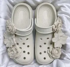 クロックス　サンダル　ジビッツ　飾り　花 ベージュ　8ピース　新品未使用