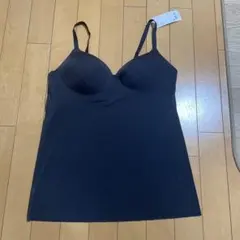 新品 ユニクロ エアリズムシームレス VネックブラキャミソールブラックXL