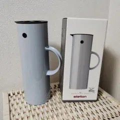 Item thumbnail for item f3d2ef5c-b668-46fb-ad25-ebffcf2eb392