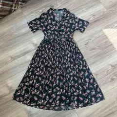 ワンウェイ　小花柄　ロングワンピース　ベルト付き