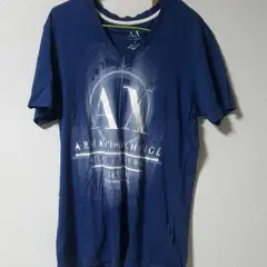 アルマーニVネックTシャツ