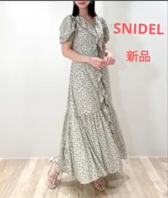 値下げ　SNIDEL 新品　ドット柄 ロングワンピース